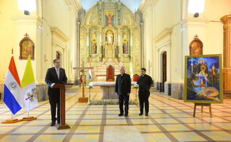 Canciller Nacional hace entrega de la obra “Nuestra Señora Conquistadora” donada a la Arquidiócesis de la Santísima Asunción