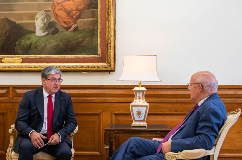 Embajador de Paraguay realiza visita a Presidente de la Asamblea de la República Portuguesa