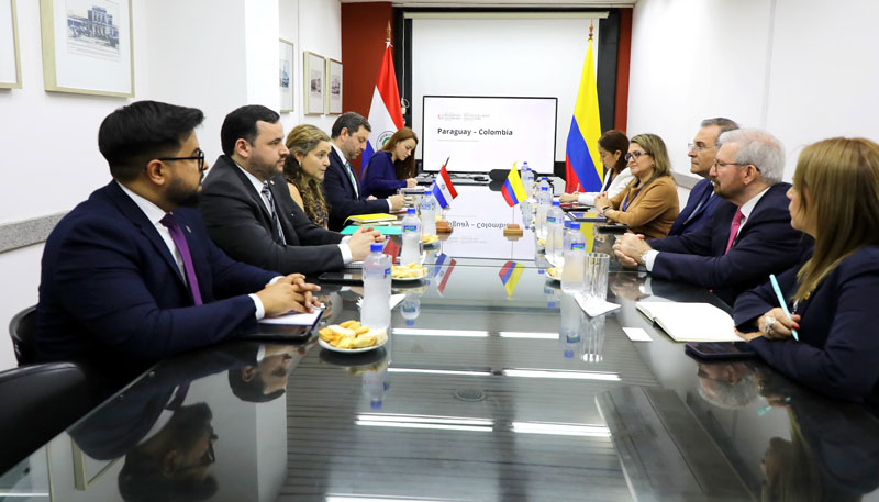 Paraguay y Colombia exploran nuevas oportunidades de inversión