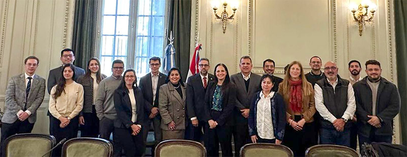 Paraguay y Argentina avanzan en proyectos de integración física y mejora de infraestructura fronteriza