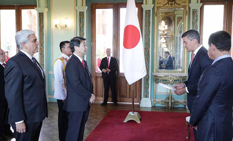 Presidente recibe cartas credenciales de embajadores del Reino de España, Costa Rica y Japón