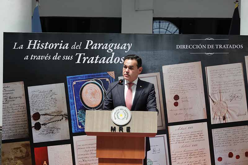 Cancillería conmemora Día de la Diplomacia Paraguaya con exposición histórica de Tratados