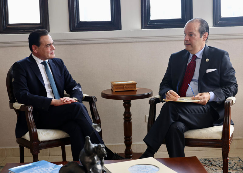 Cancilleres de Paraguay y Panamá se reúnen para fortalecer lazos bilaterales